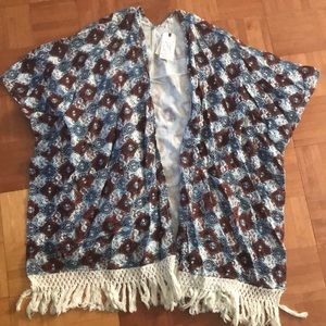 Melrose and Market size xs kimono w/ pockets NWT